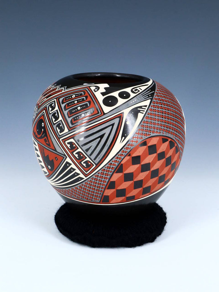 Mata Ortiz Pottery | PuebloDirect.com