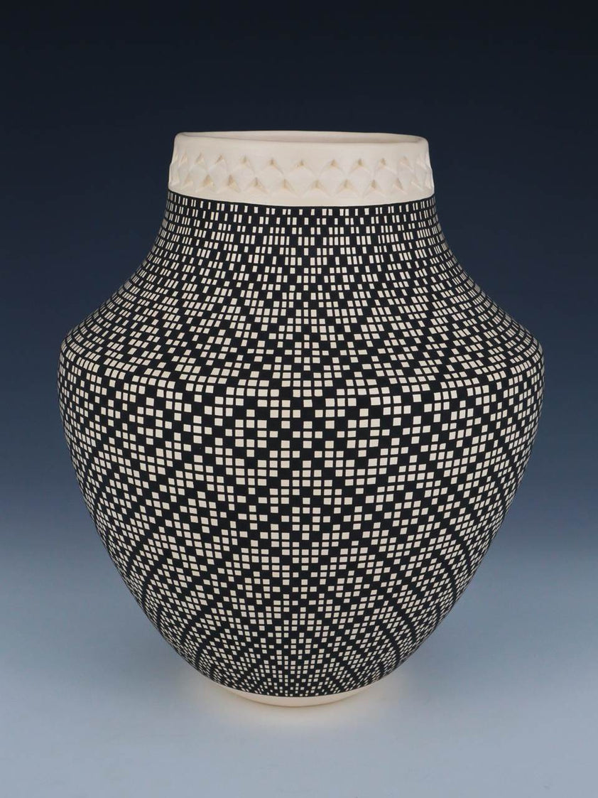 Acoma Pueblo Hand Coiled Fine Line Pottery - PuebloDirect.com