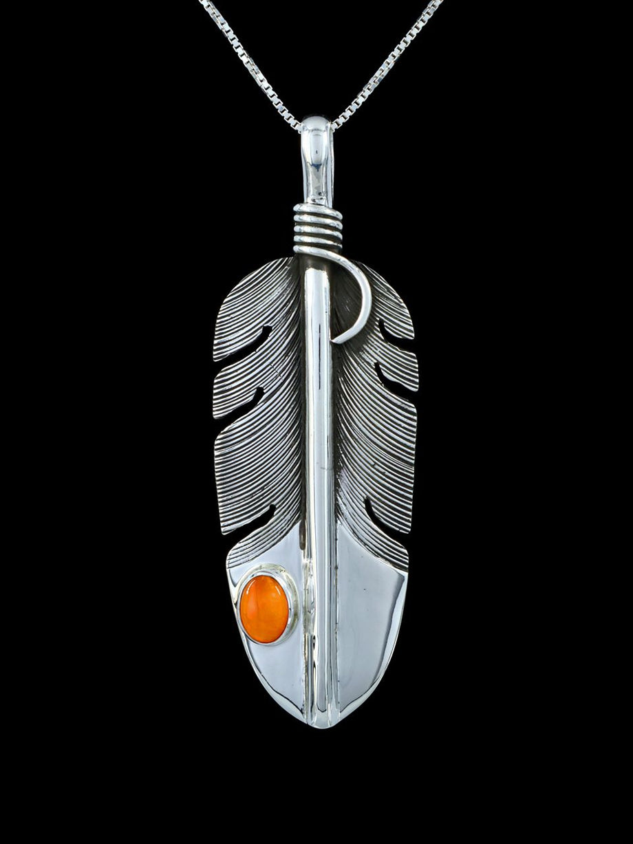 Feather outlet pendant