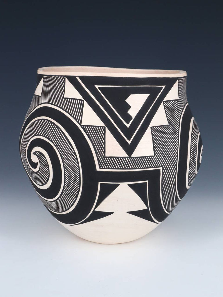 Acoma Pueblo Hand Coiled Tularosa Swirl Pottery - PuebloDirect.com